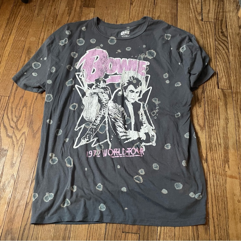David Bowie T-Shirt with Pink Accents